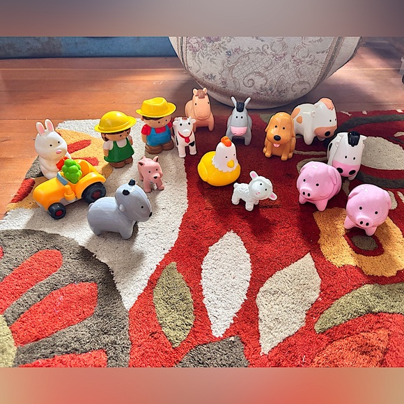 Adorable Vintage Assorted Chubby Fat Toddler Farm Animals,Tractor Playset 4 Kids - Picture 10 of 12
